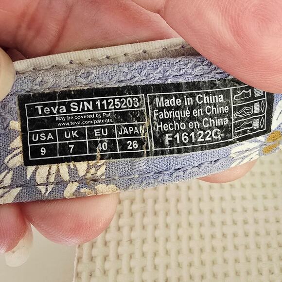 Teva Flatform Universal Gloriosa Floral Purple Blue Size 9 - Picture 8 of 8